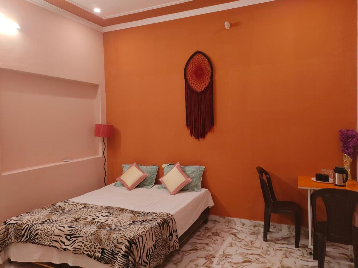 Banarasiya Stay Walking Distance To Banaras Railway Station Váránasí Exteriér fotografie