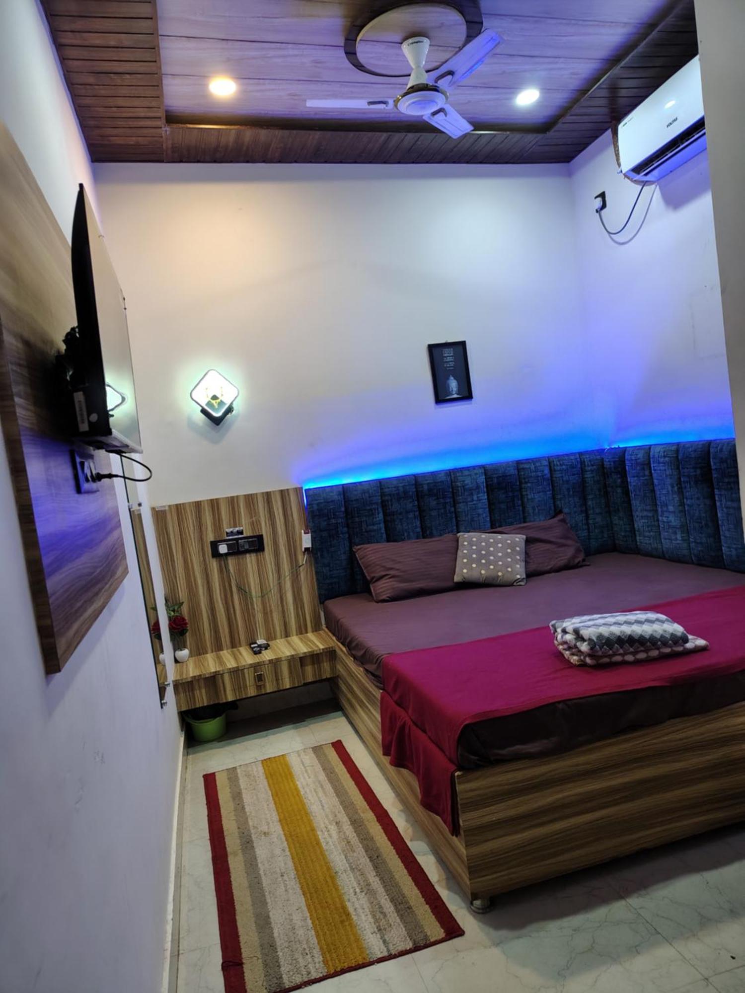Banarasiya Stay Walking Distance To Banaras Railway Station Váránasí Exteriér fotografie